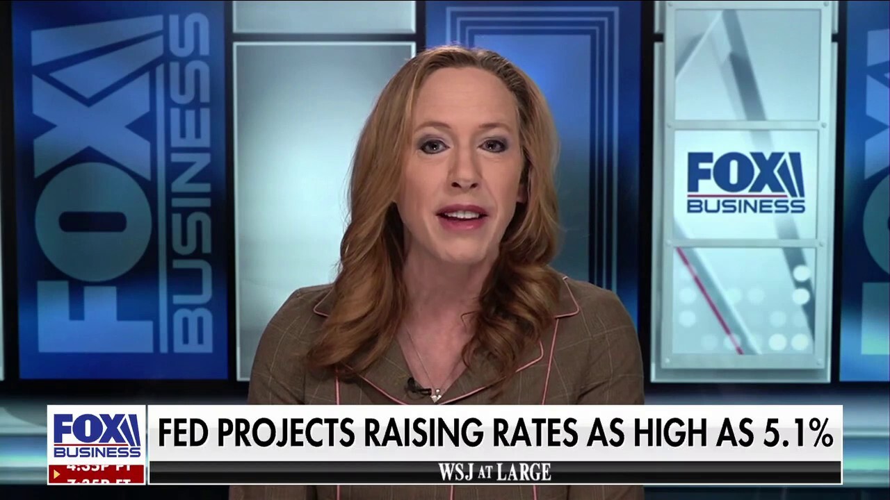 Fox News contributors Kimberley Strassel and Byron York discuss the future of the economy and likelihood of a recession in 2023 on 'WSJ at Large.'
