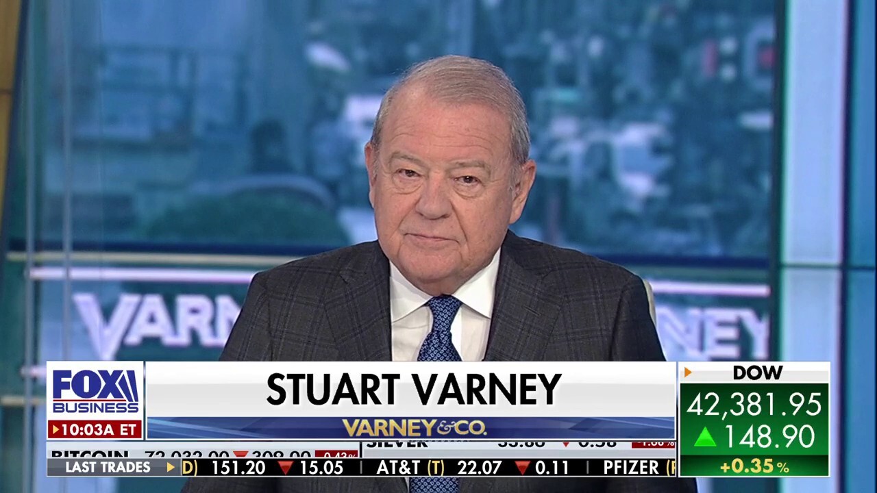 ‘Varney & Co.’ host Stuart Varney reacts to President Biden calling Trump supporters 'garbage' during a Zoom call with Voto Latino.