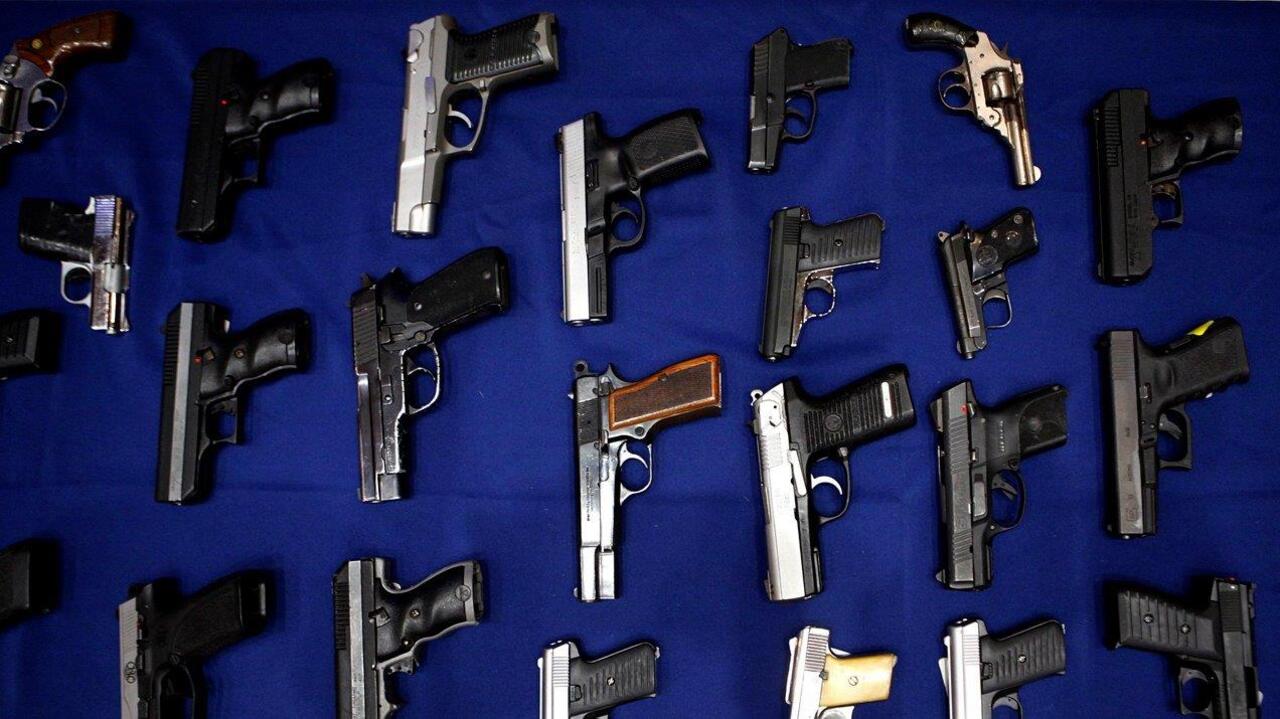 Too many guns on the street: Gov. McAuliffe