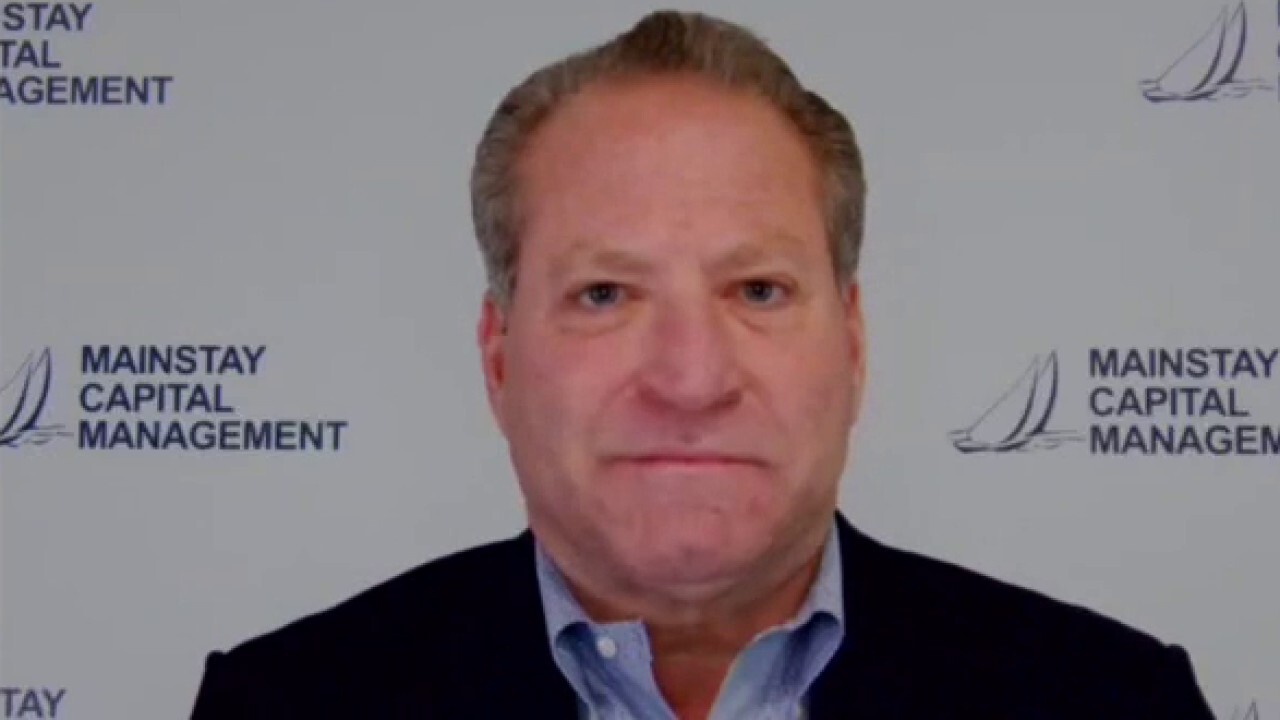 Mainstay Capital Management founder and CEO David Kudla discusses his expectations for the July employment report and weighs in on markets on 'Mornings with Maria.'
