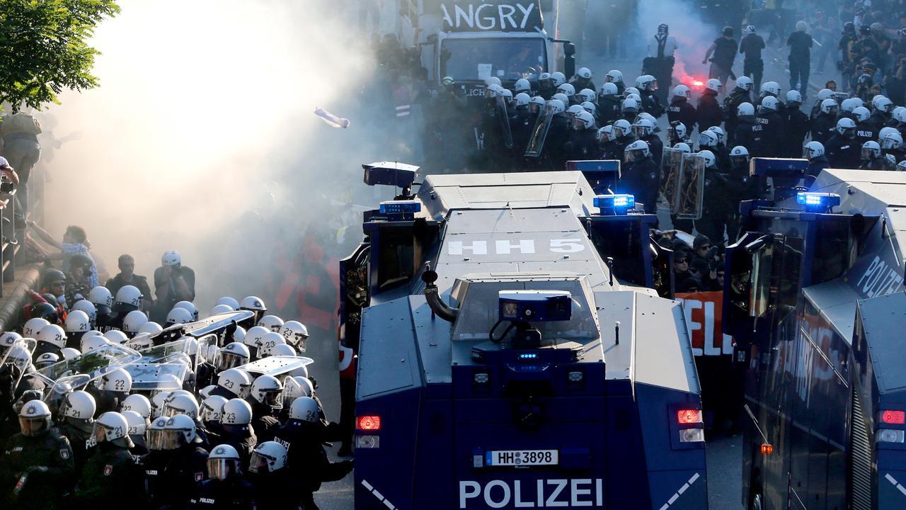 G20 summit protests turn violent