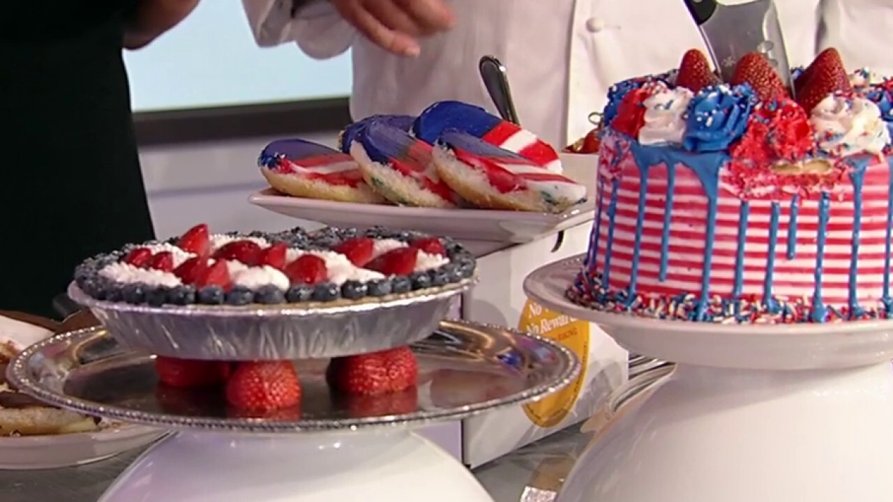 Celebrity chef and restaurateur David Burke shares his favorite Fourth of July recipes for your cookout.