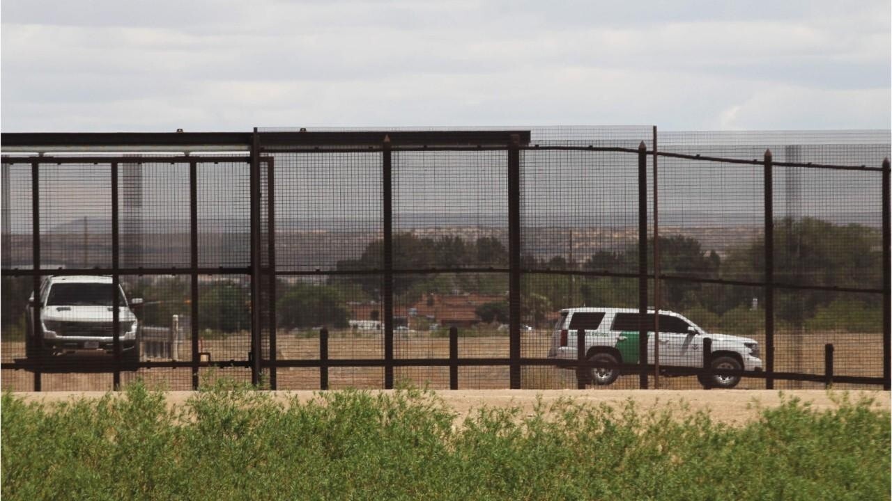 Migrants pouring into US at 'invitation' of Biden admin: Rep. Van Duyne