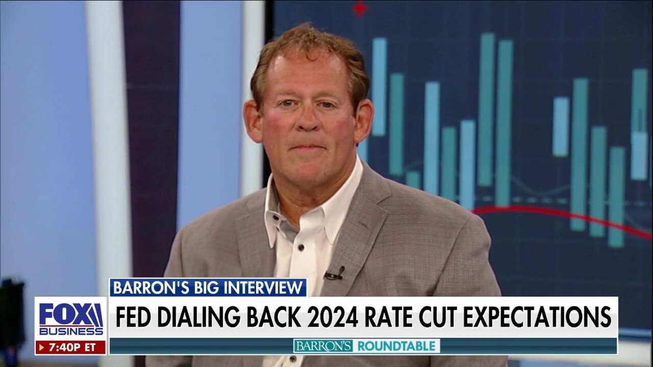 BlackRock chief investment officer of global fixed income Rick Rieder shares his playbook for stock investors and breaks down the impact of high rates on inflation on 'Barron's Roundtable.'
