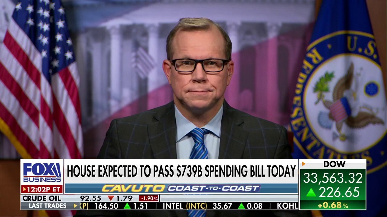 Fox News congressional correspondent Chad Pergram reports as the House of Representatives is set to pass Democrat's Inflation Reduction Act.
