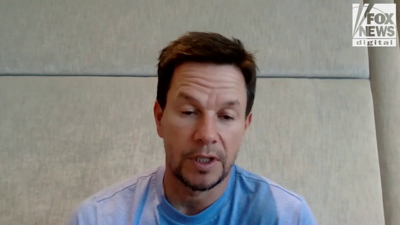 Mark Wahlberg makes time for his 'entrepreneurial spirit' during his acting career 