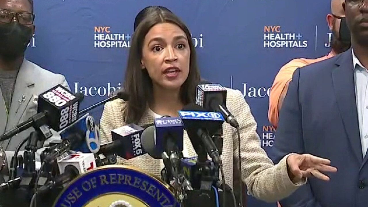 Former Detroit police chief rips AOC for 'ridiculous, knee-jerk' comment on rise in crime