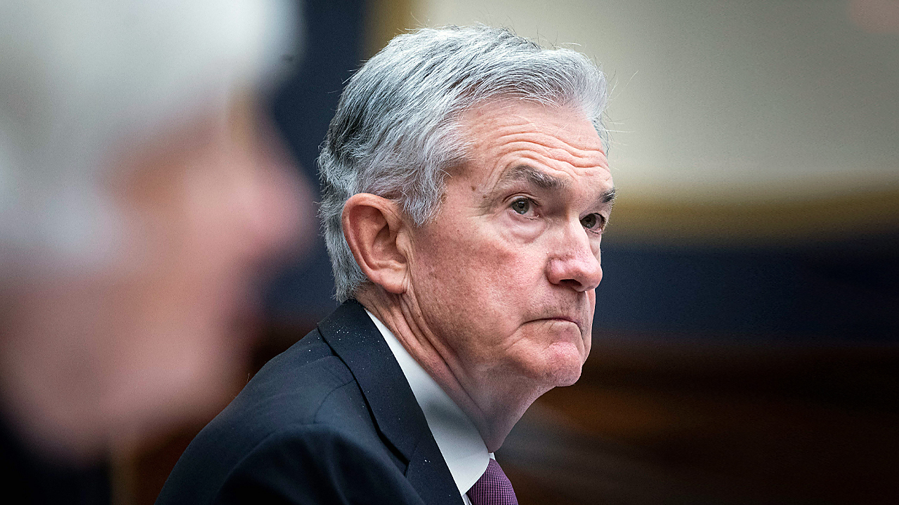 Senate holds hearing on Monetary Policy Report with Fed Chair Powell 