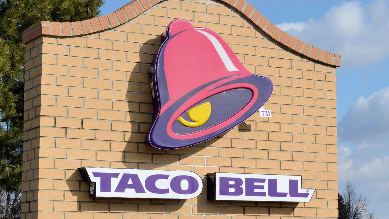 Taco Bell offering big bucks to attract top talent; Goop ready to hit the high seas
