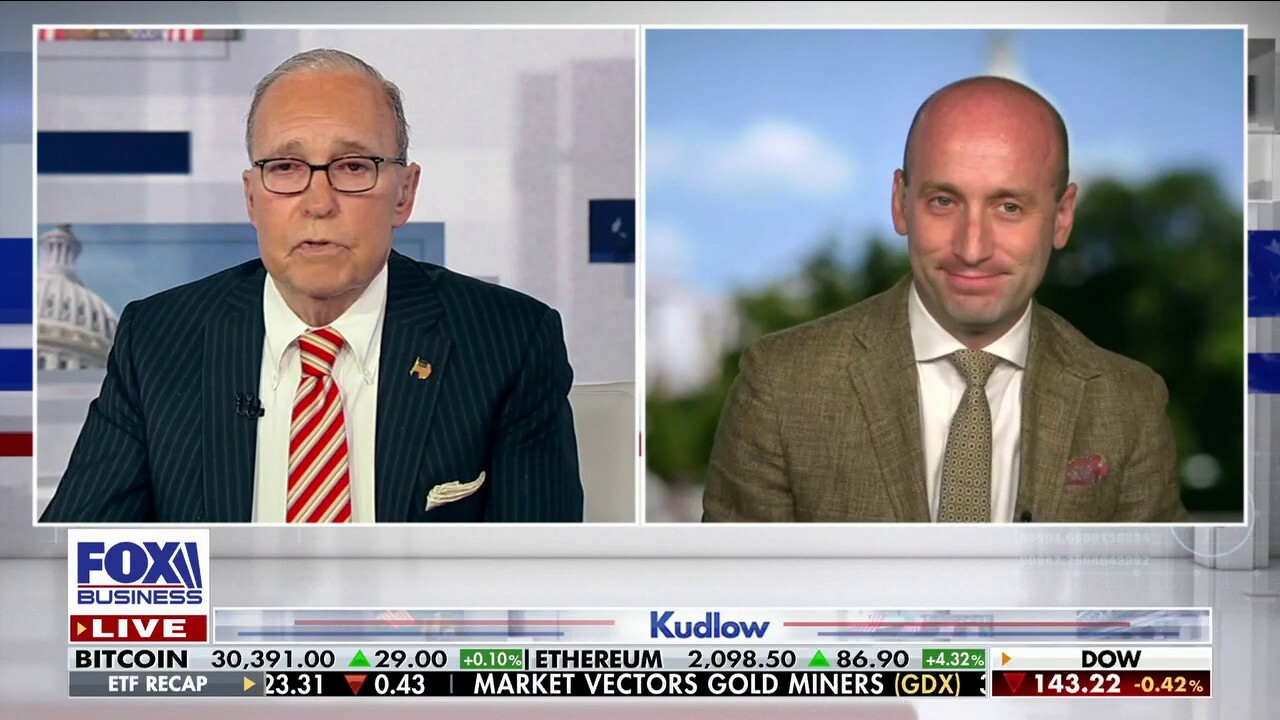 America First Legal founder Stephen Miller calls out President Biden's push for electric vehicles on 'Kudlow.'