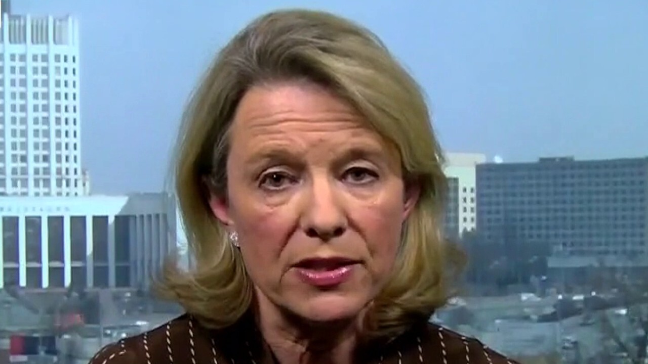 Russians decry Putin's invasion of Ukraine