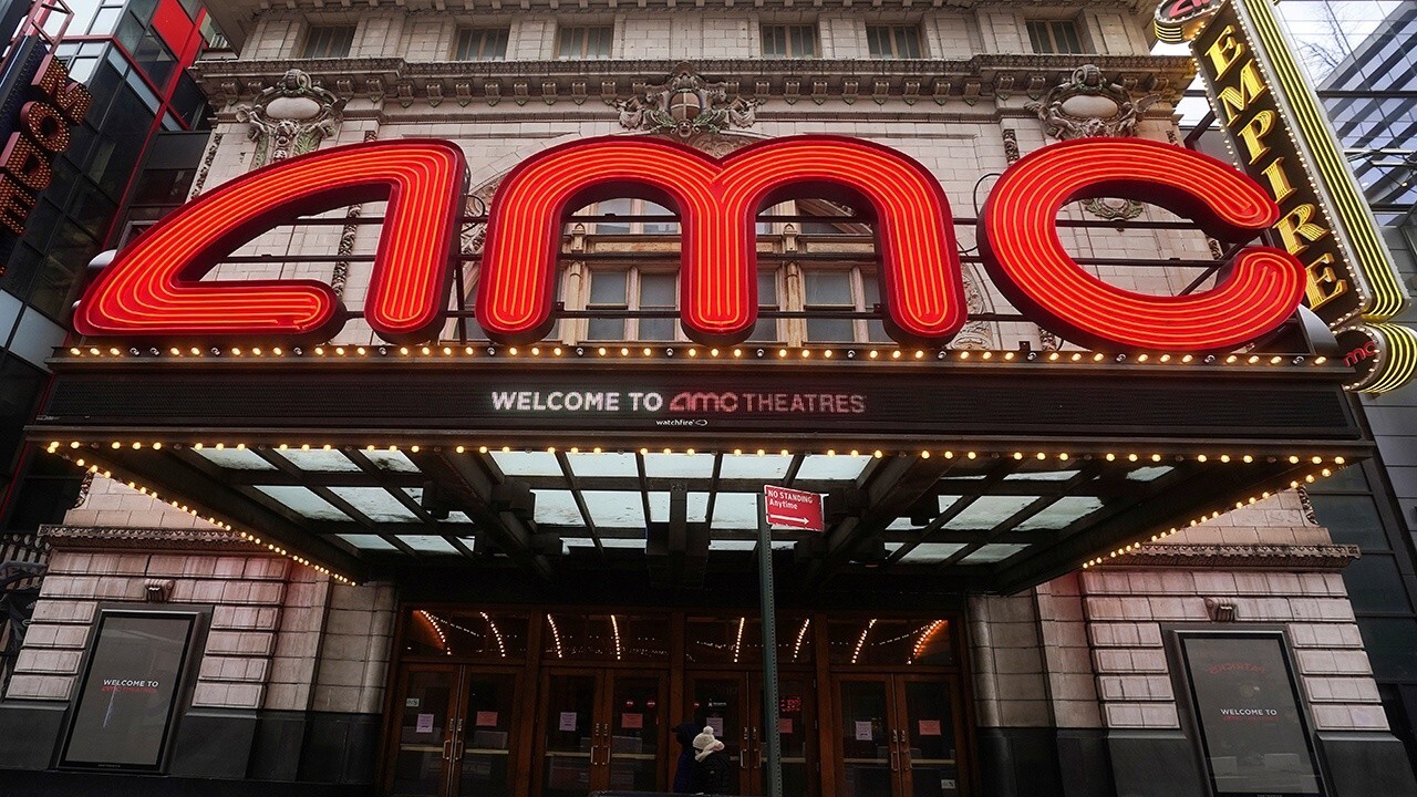AMC CEO grants gift offering to 'APE' with preferred stock