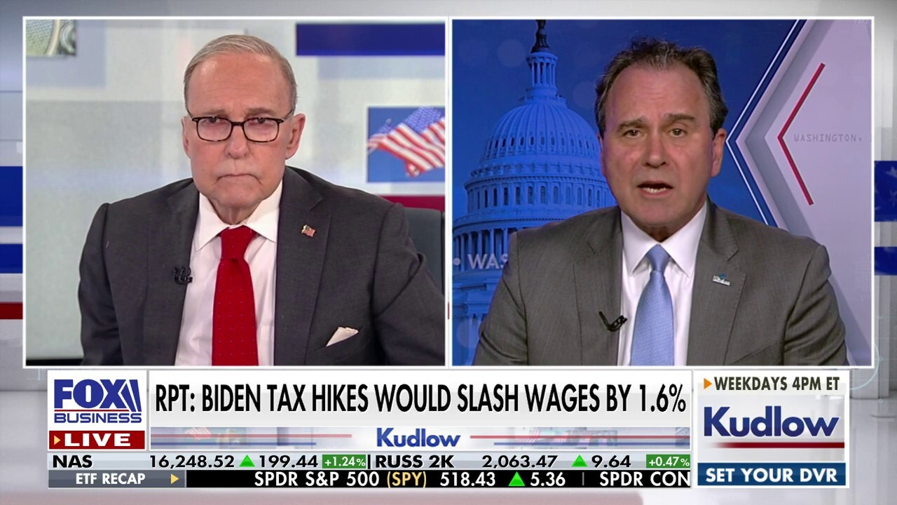 Taxocracy author Scott Hodge joins Kudlow to criticize President Bidens fiscal policy. 