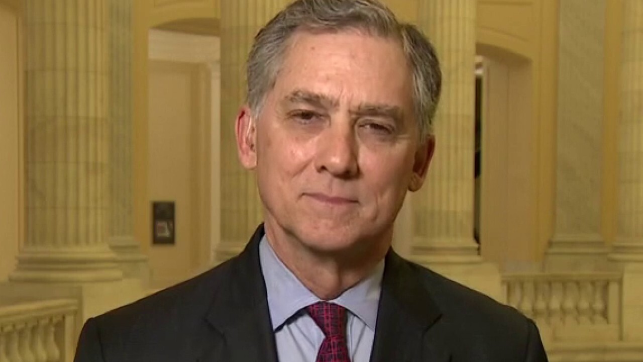  Rep. Hill: The Fed about to enter a 'very touchy phase'