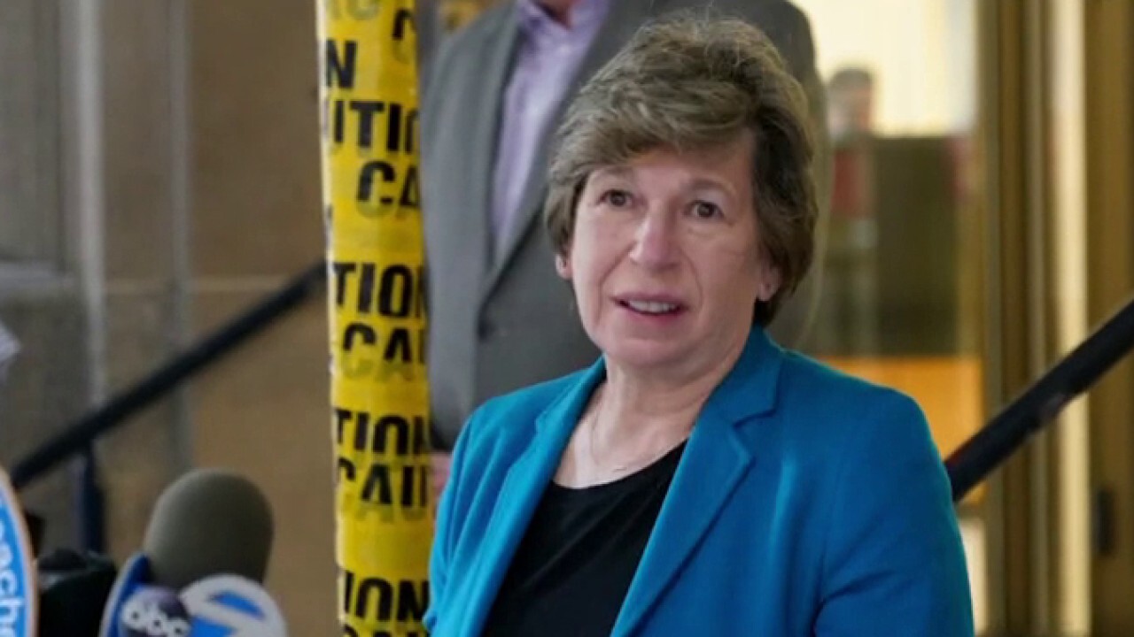 New York Post columnist slams Randi Weingarten over school closures ...