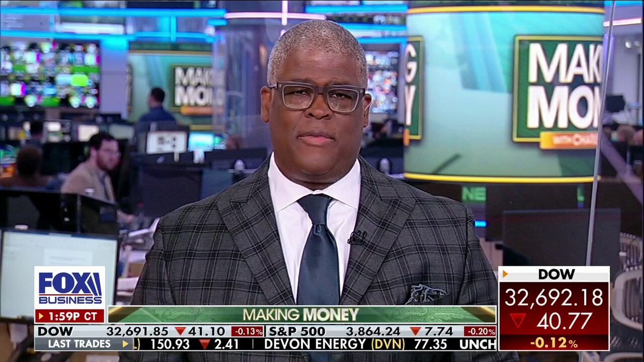 FOX Business host Charles Payne reacts to the FCC commissioner saying the government should ban TikTok on 'Making Money.' 