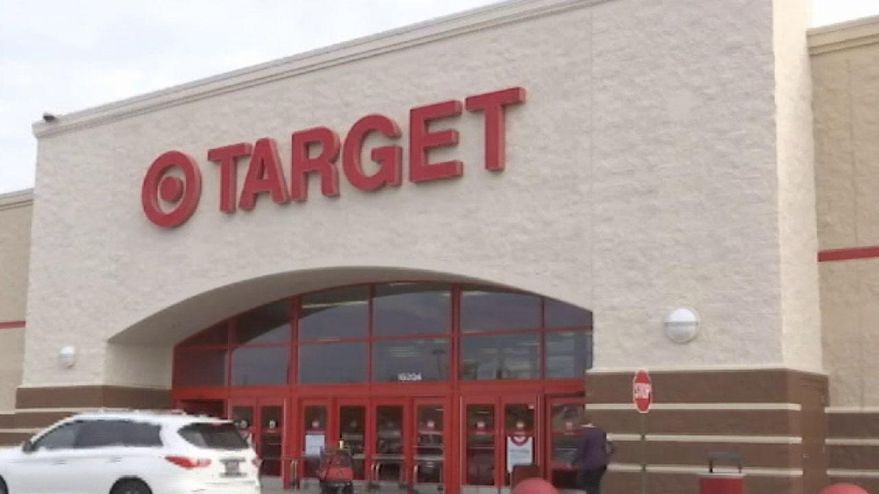 Target set to hire more than 130,000 employees for the holiday season