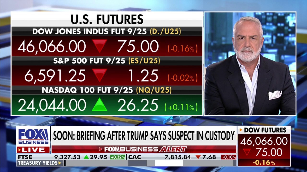 Invest in a market like this with a ‘very specific plan,’ Kenny Polcari says