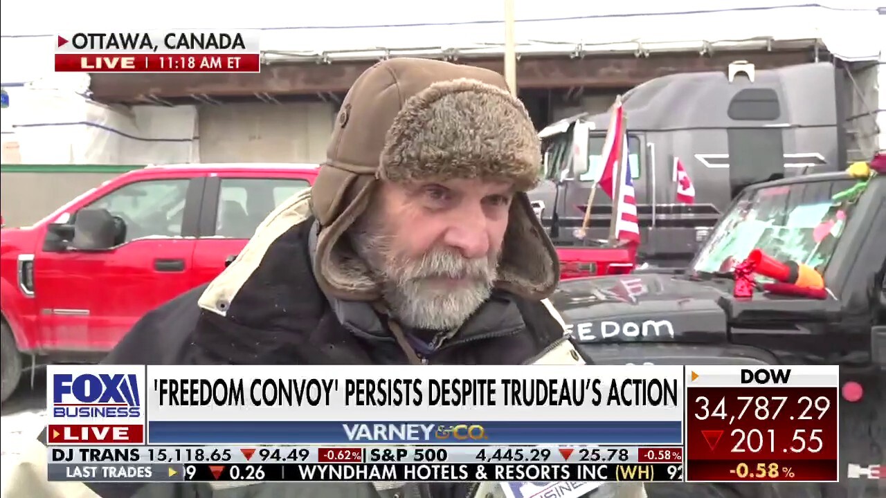 Police ‘shooting themselves in the foot’ if they arrest convoy protesters: Canadian trucker