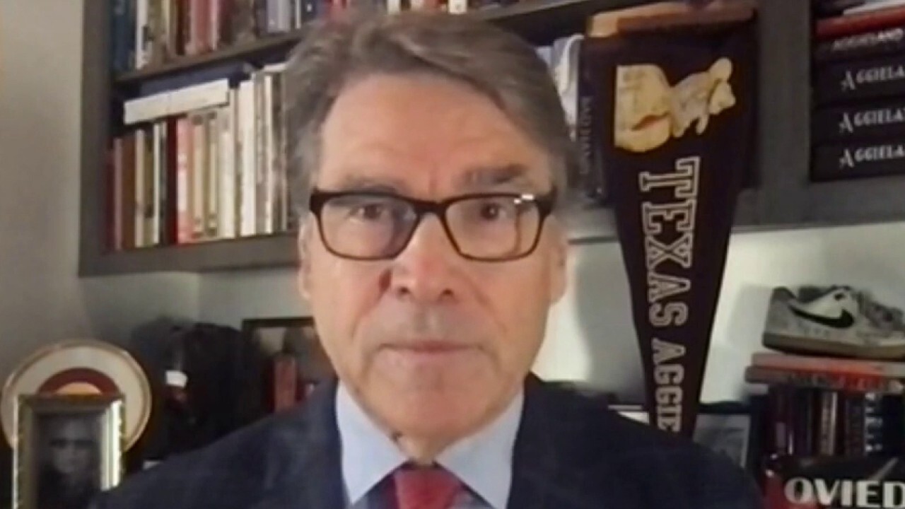 Former Energy Secretary Rick Perry discusses the Biden administration's energy policies, the Democrats' focus on climate change and the ongoing border crisis plaguing Texas.