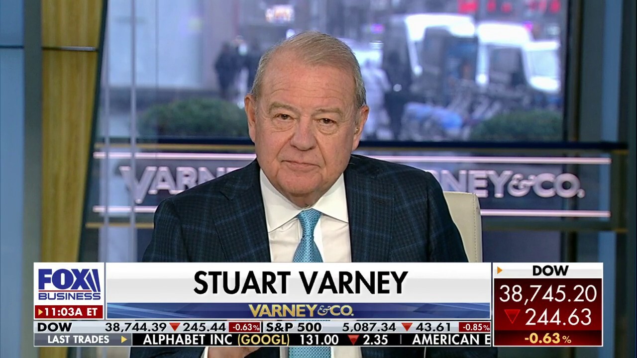 Vanrey & Co. host Stuart Varney reacts to Alexandria Ocasio-Cortez getting harassed by pro-Palestinian protesters.