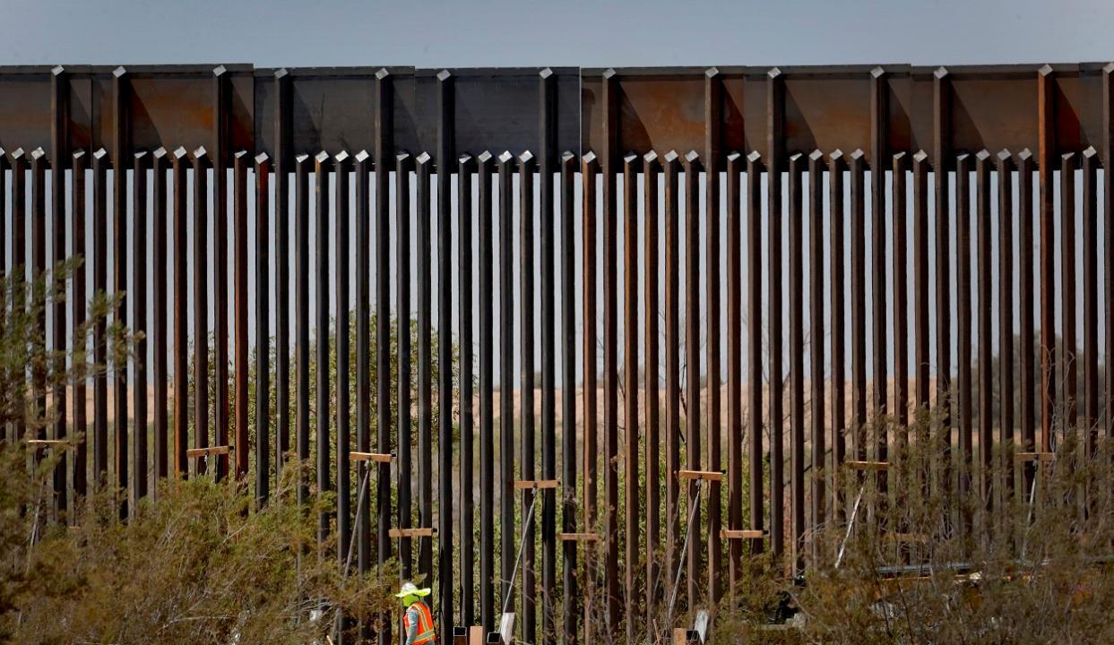 Arizona Border Patrol agents apprehended 81 migrants last week 