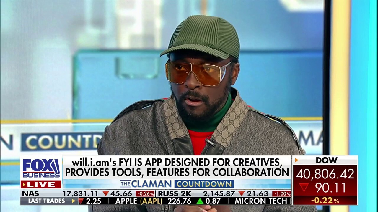  Will.i.am drops his new AI radio app