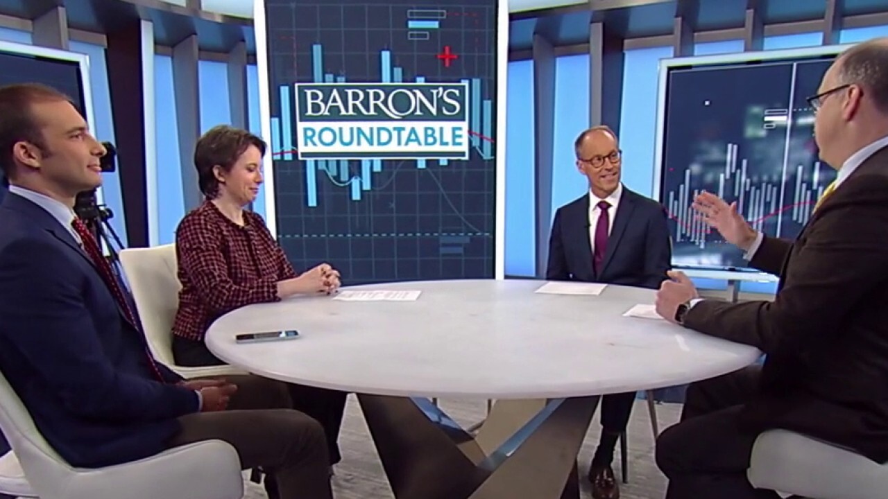 'Barron's Roundtable' gives CVS outlook amid calls of a breakup