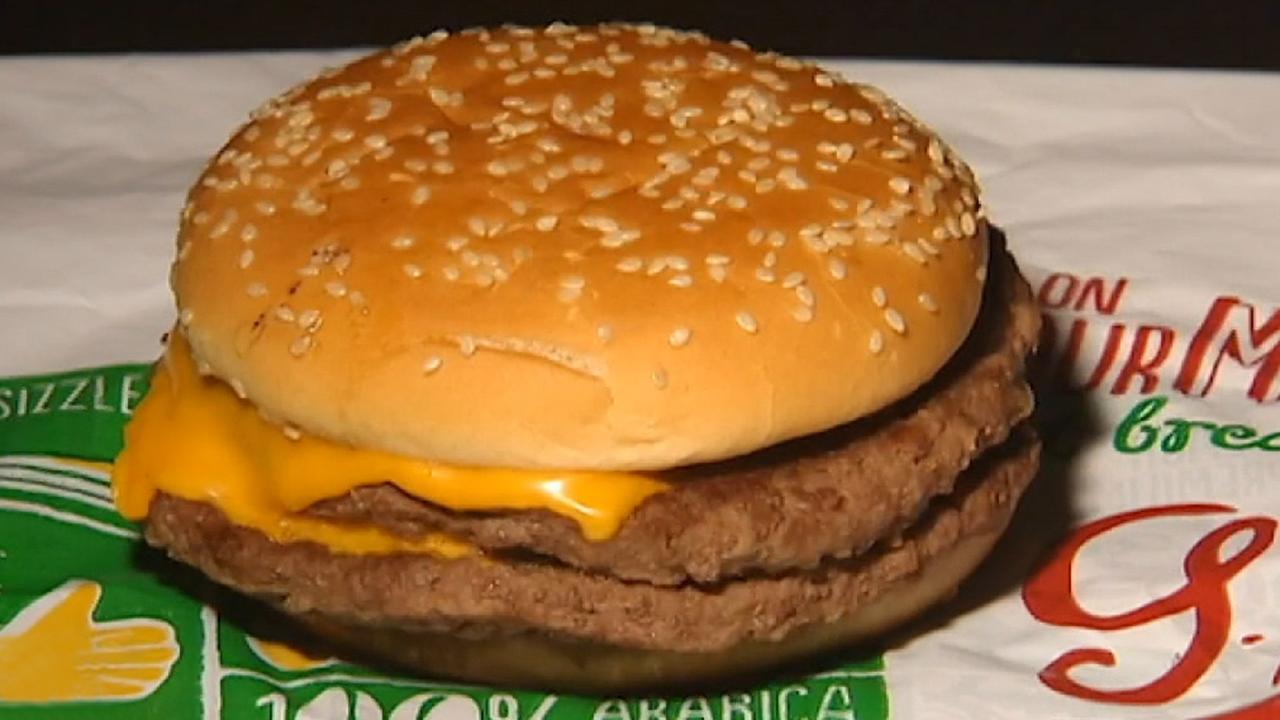 Fresh beef patties bringing in big bucks for McDonald's; Walmart deploys AI at checkout