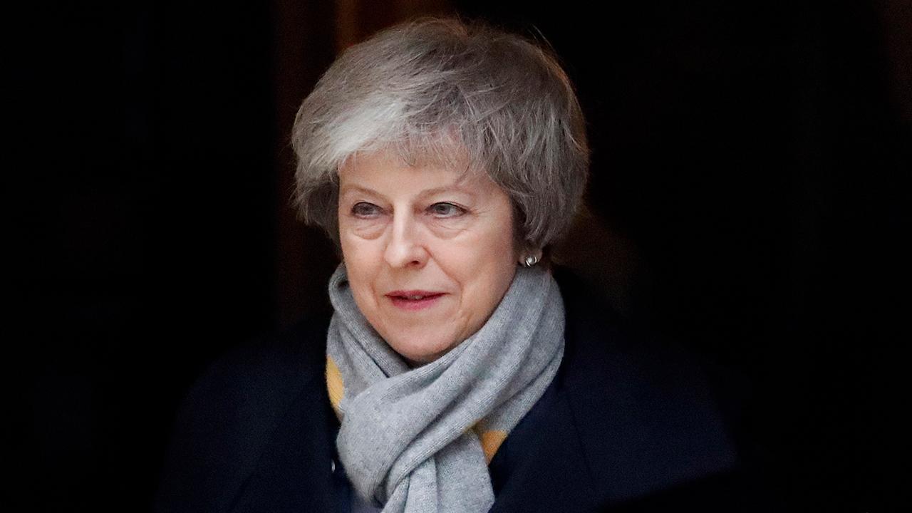 Should British PM Theresa May push forward with a no-deal Brexit?