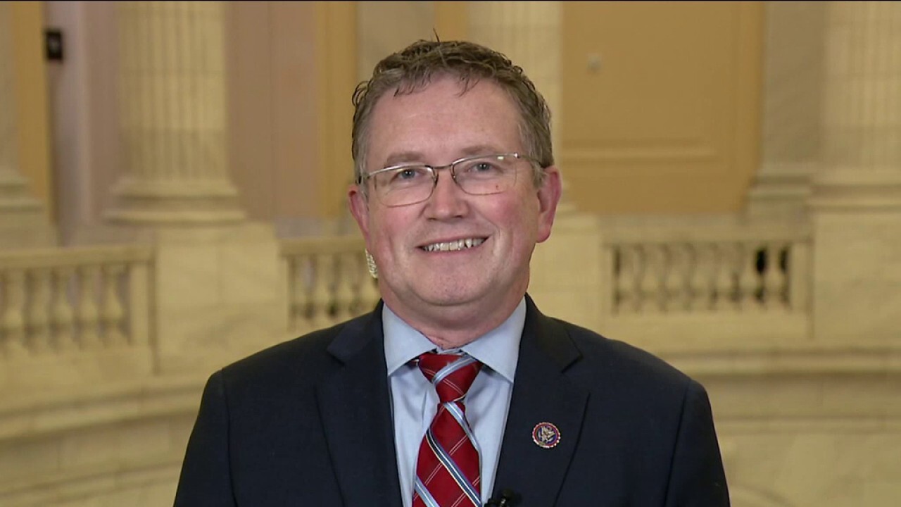 Rep. Thomas Massie: Biden and Pelosi's push for mask mandates are against the Constitution