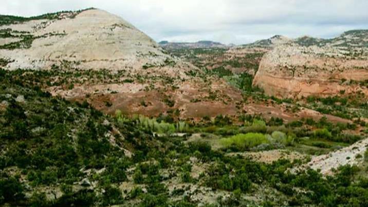 Trump orders to shrink size of two national monuments in Utah