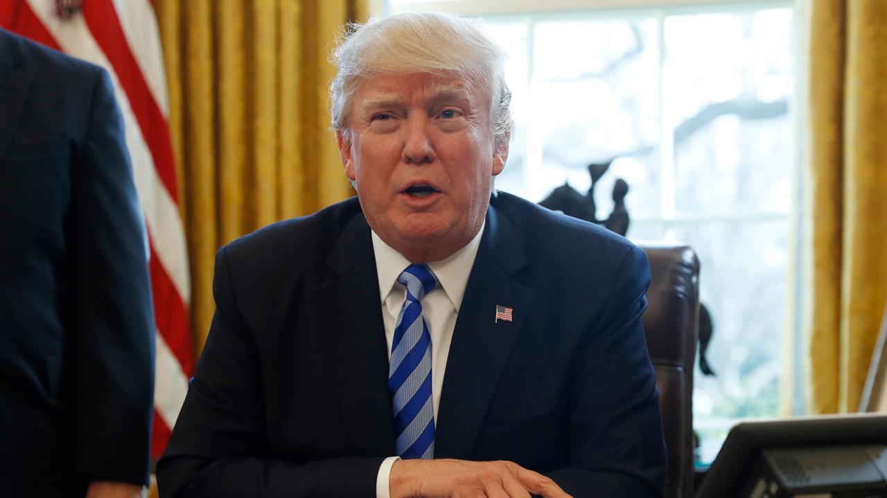 Trump renews calls for border wall
