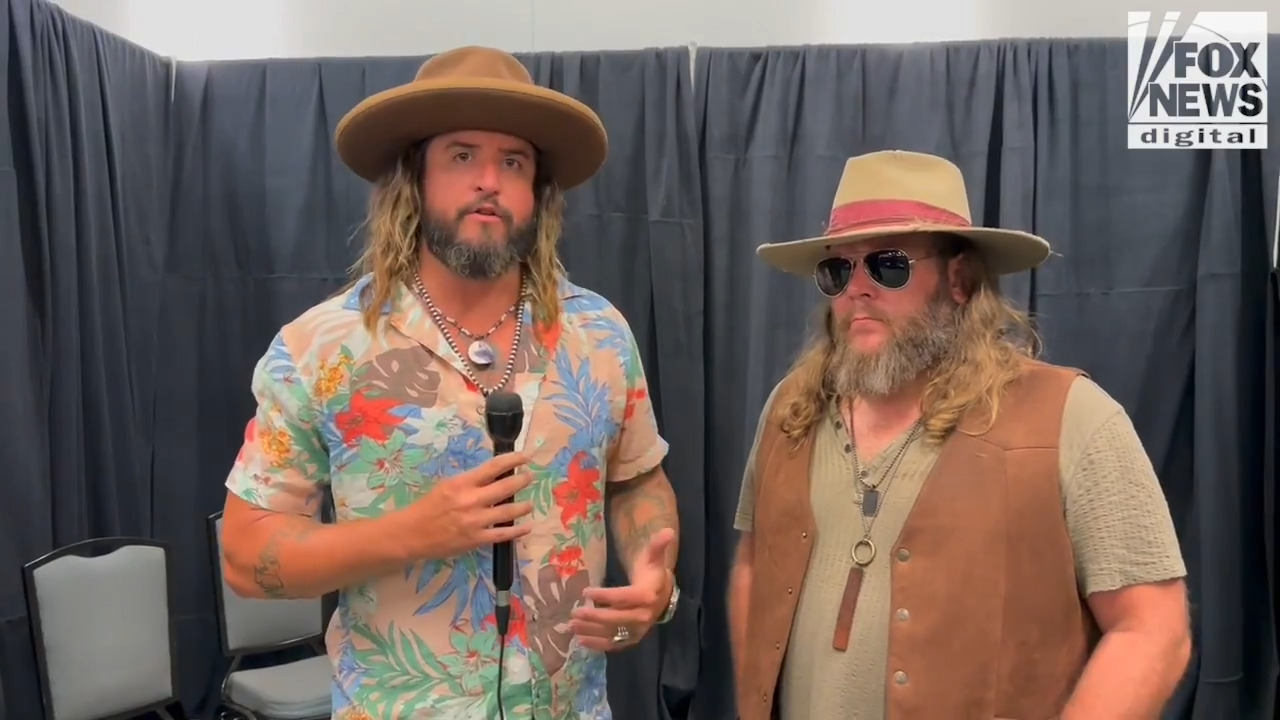 Both Scooter Brown and Donnie Reis of the country music duo War Hippies previously served in the military, and talked to Fox Business about giving back to the community through merch and music.
