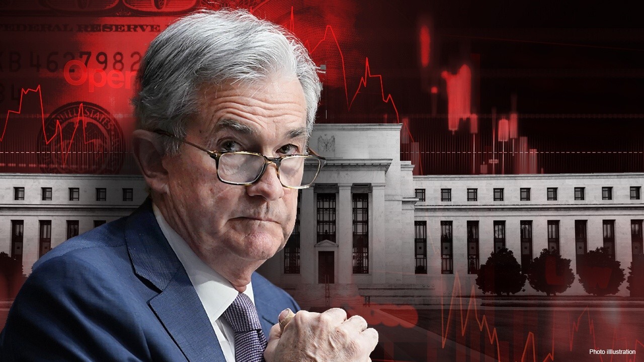 Former JPMorgan Chase chief economist Anthony Chan discusses whether the Fed will pause rate hikes after the March PPI report showed a big decline in inflation on 'Varney & Co.'
