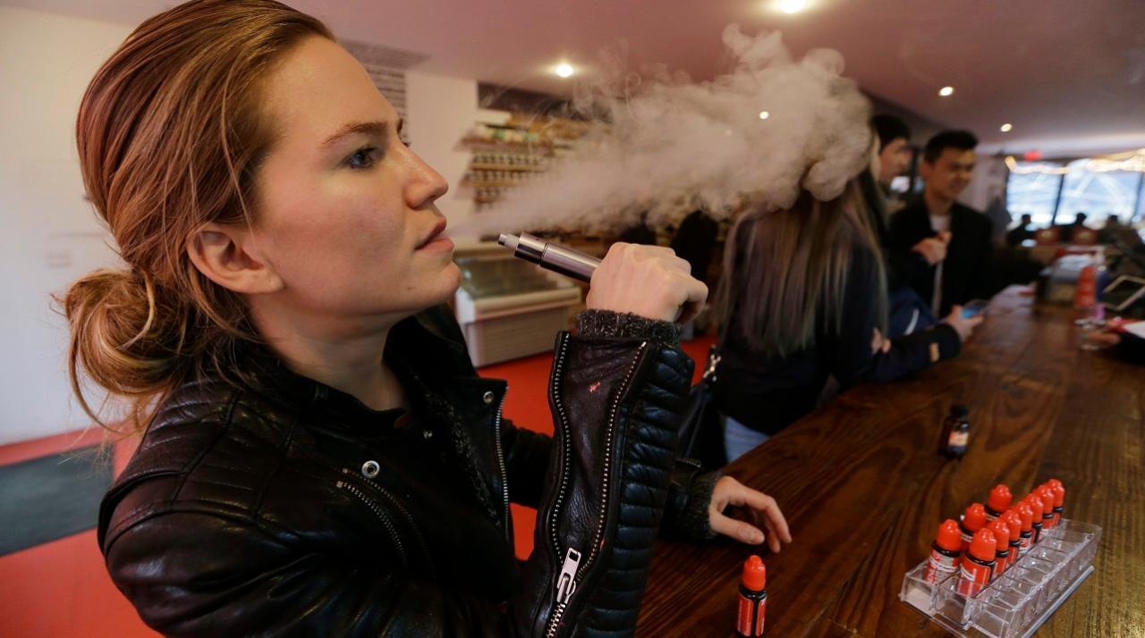 Would Trump's e-cigarette ban curb vaping-related deaths?