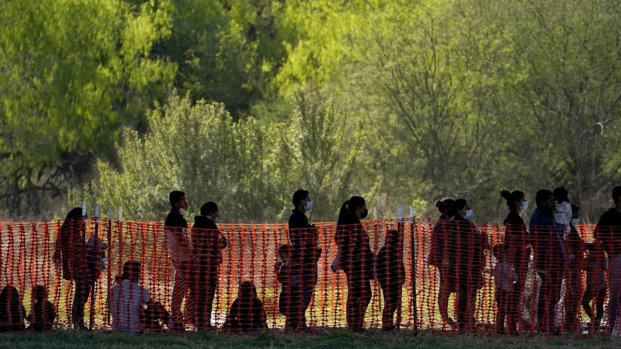 Texas safety official on landowners putting up fences at border