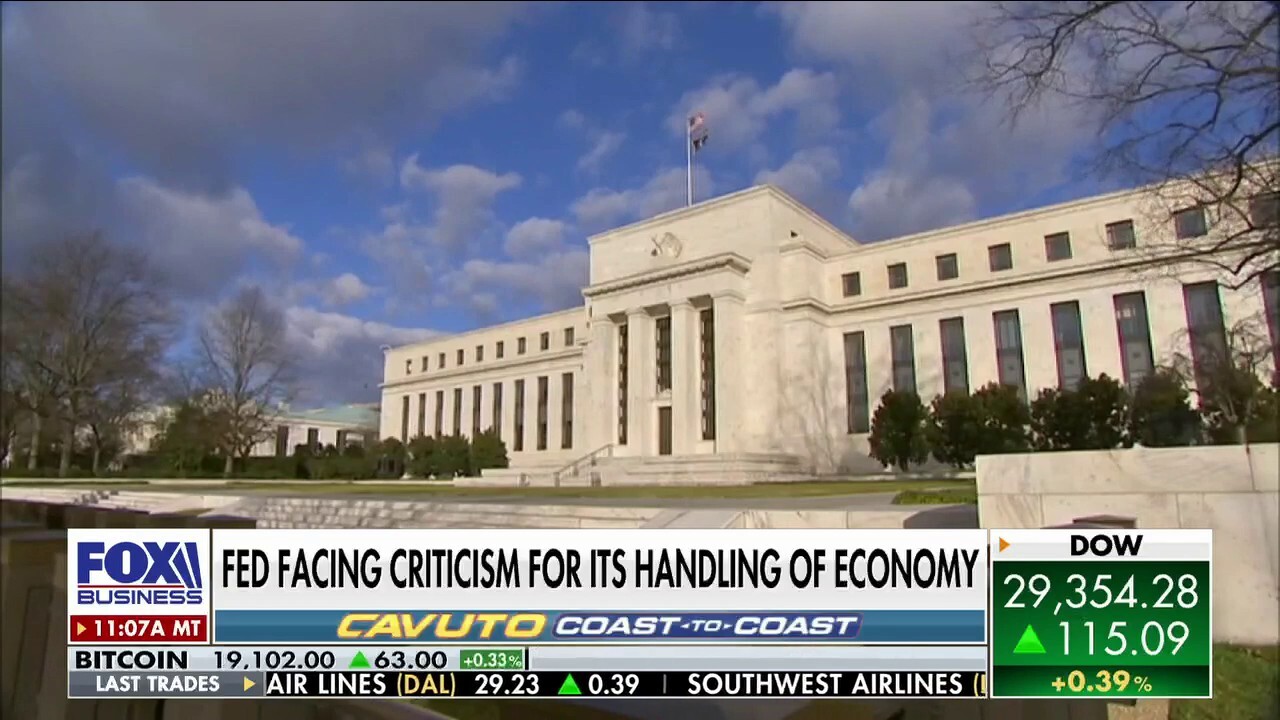 Congressional correspondent Chad Pergram details the criticism the Fed is taking over its effort to fight inflation on "Cavuto: Coast to Coast."