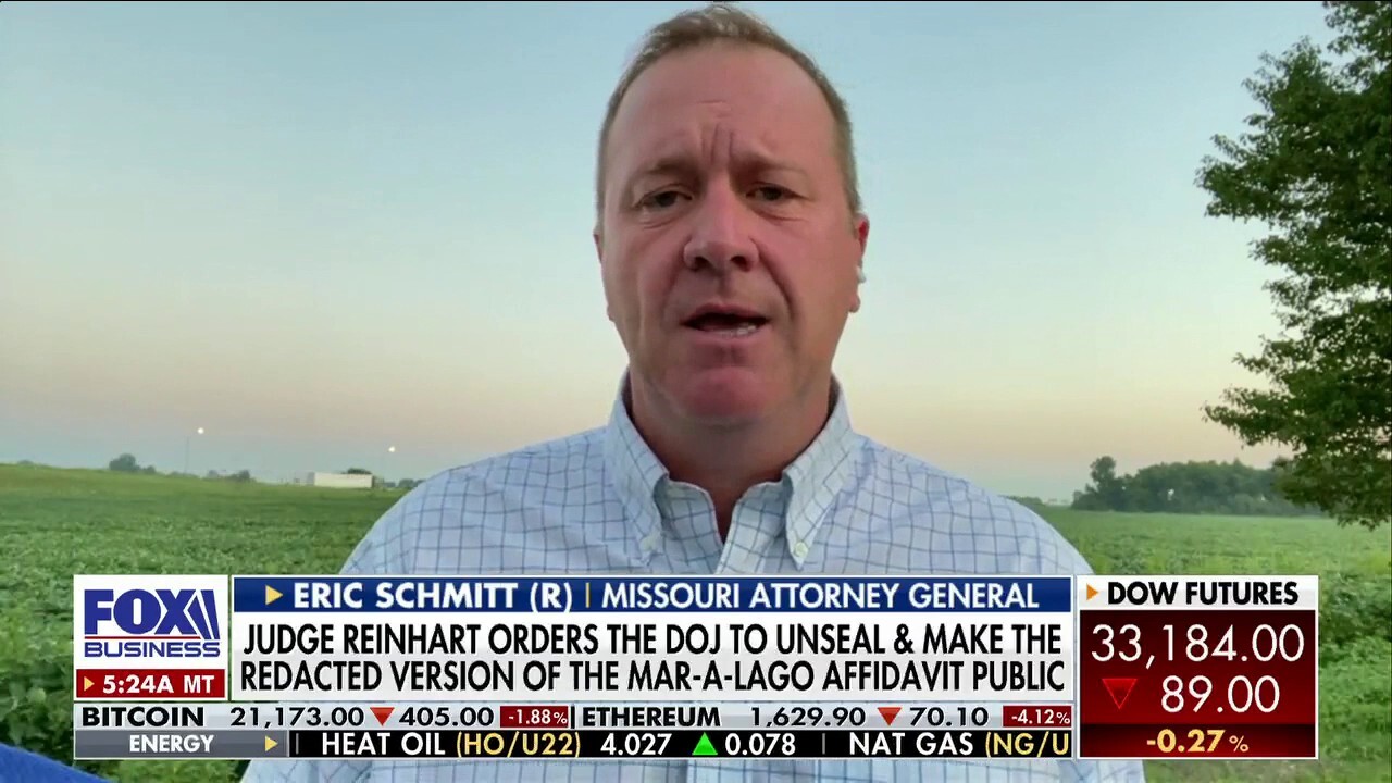 Missouri Attorney General Eric Schmitt discusses Judge Bruce Reinhart ordering the DOJ to unseal the redacted version of the Mar-a-Lago affidavit on ‘Mornings with Maria.’ 