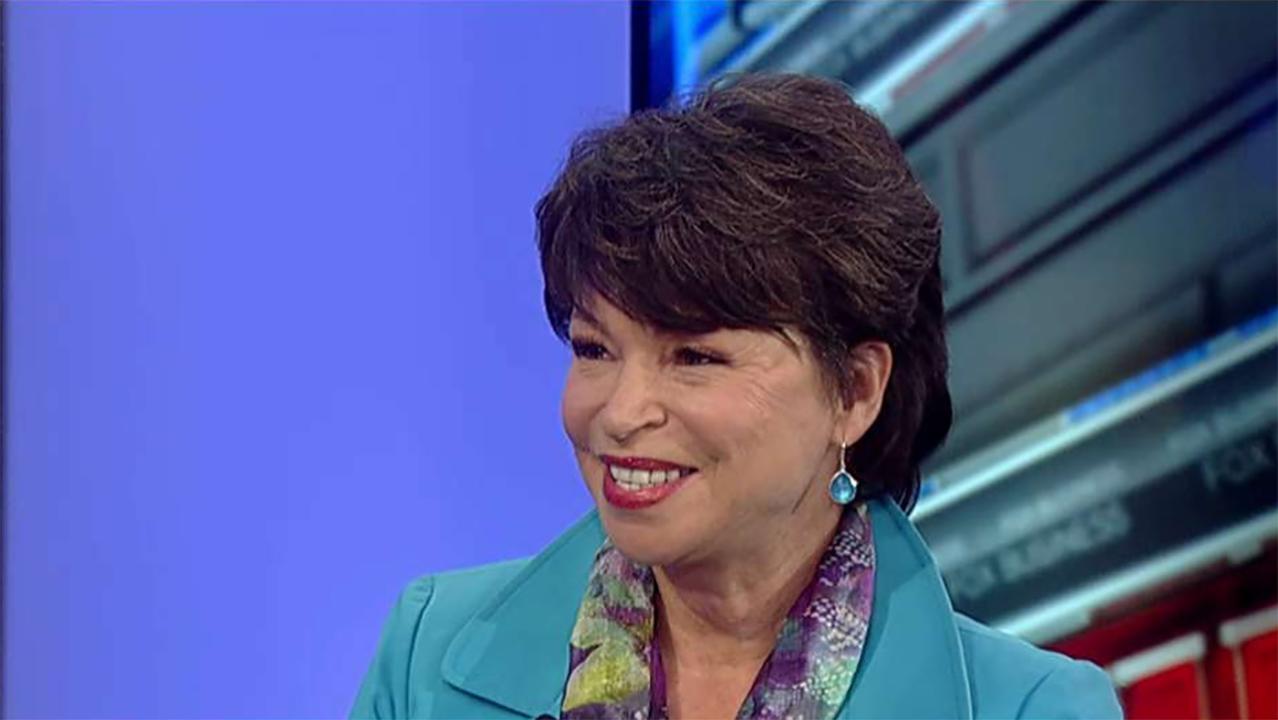 Valerie Jarrett on Kellyanne Conway controversy: If I violated Hatch Act Obama would have fired me