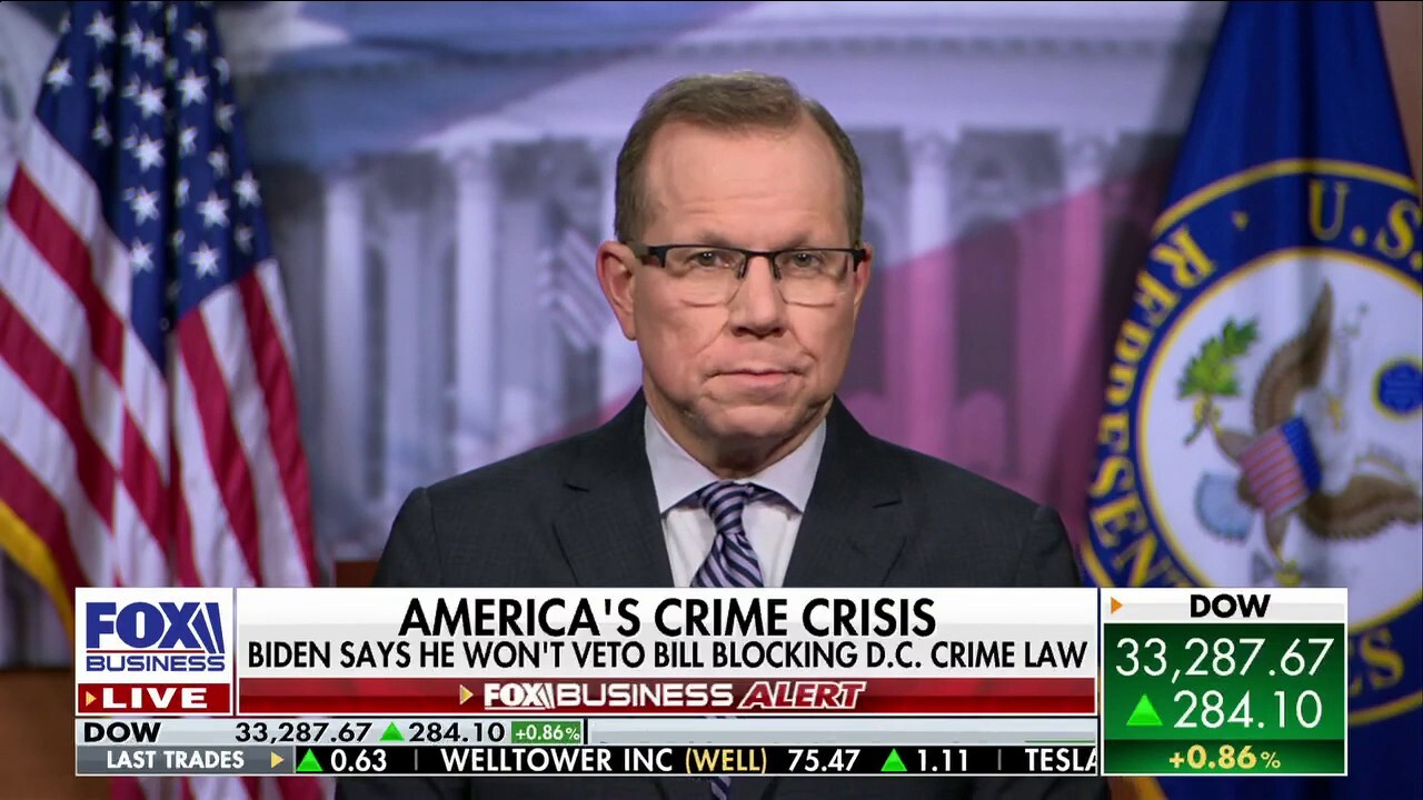 Fox News senior congressional correspondent Chad Pergram reports on the federal actions taken in response to a new Washington, D.C., crime code.