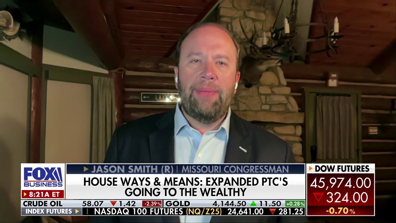 Schumer using shutdown to ‘appease’ radical left, not serve Americans: Rep. Jason Smith