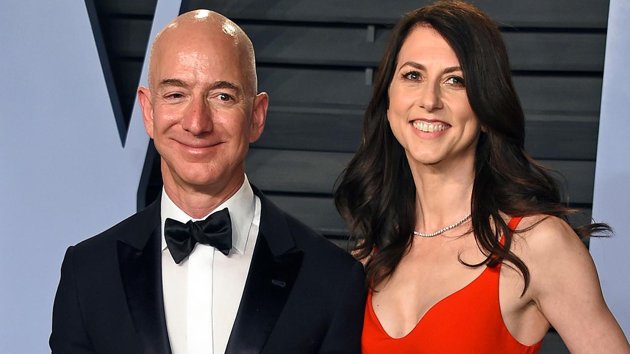 Jeff Bezos and wife MacKenzie coming to divorce agreements; Harpoon, Dunkin' reunite for coffee-inspired beer
