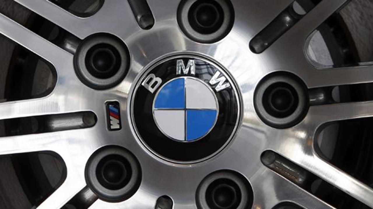 BMW expands 2017 recall; New York state changes food stamp rules