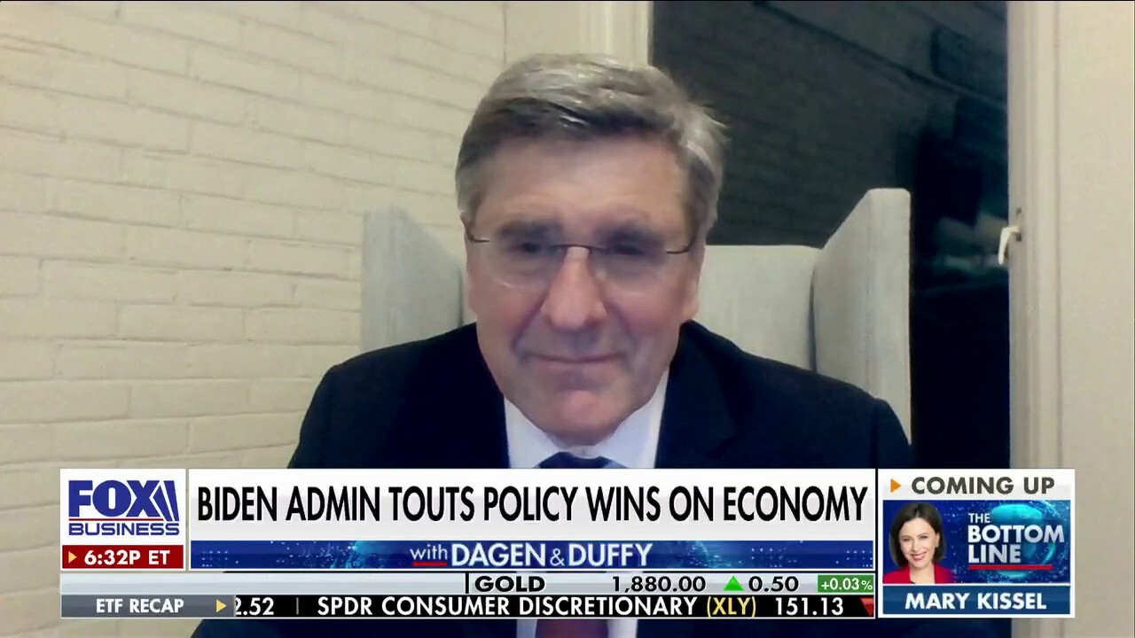 Freedomworks economist Steve Moore discusses how the Biden admin’s economic policies are hurting Americans on ‘The Bottom Line.’