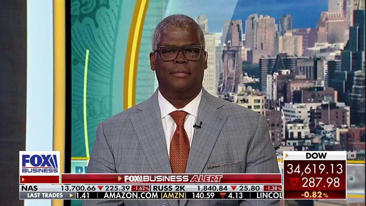 Charles Payne points out China threat amid UAW strike | Fox Business Video