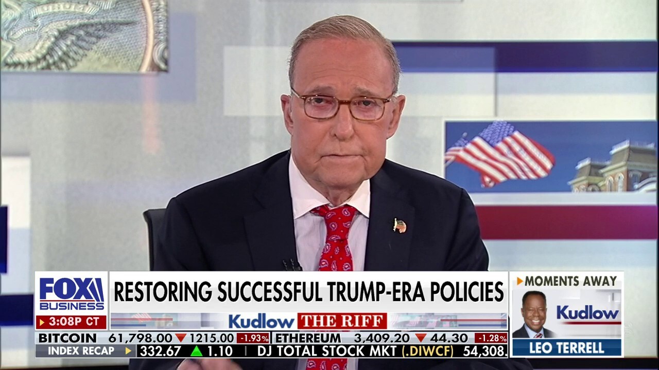  FOX Business host Larry Kudlow breaks down the immunity of official acts during presidency on 'Kudlow.'