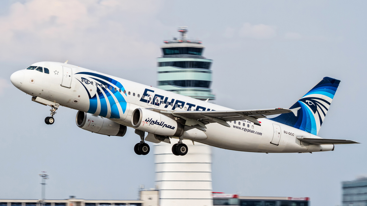 Confusion amid EgyptAir search