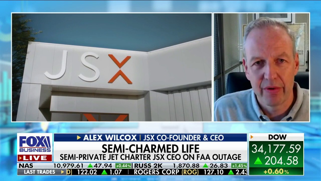 JSX co-founder and CEO Alex Wilcox discusses how the FAA outage affected the semi-private jet carrier and the company's deal with Elon Musk's Starlink on 'The Claman Countdown.'