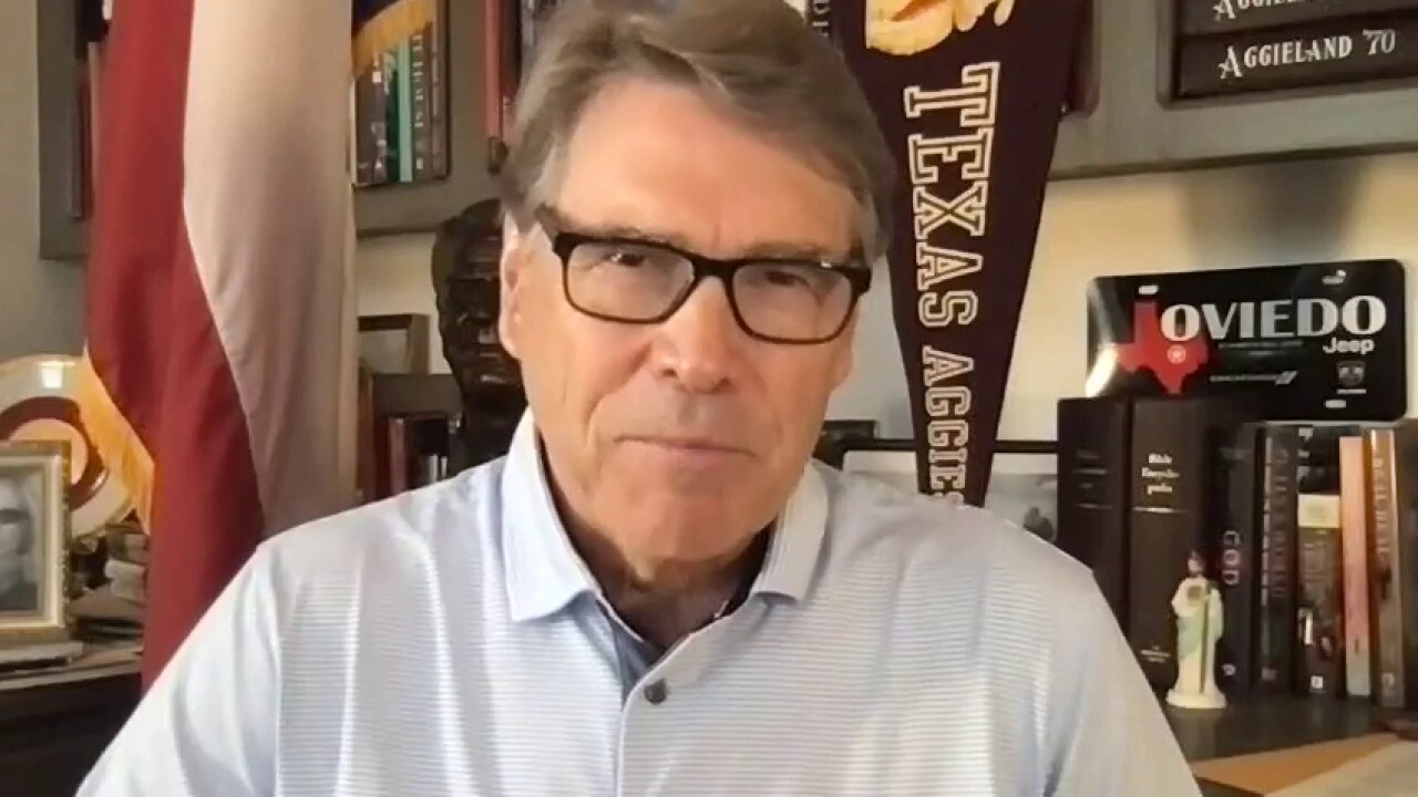 Rick Perry slams Biden admin easing sanctions on Venezuela for oil